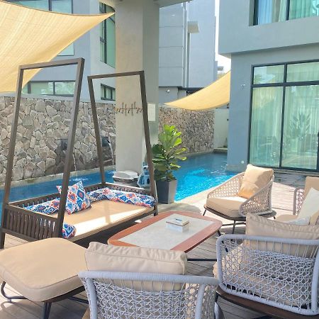 Molly Luxury Private Pool Bungalow茉莉的家豪华私人泳池别墅 Пантай Ченанг Екстериор снимка
