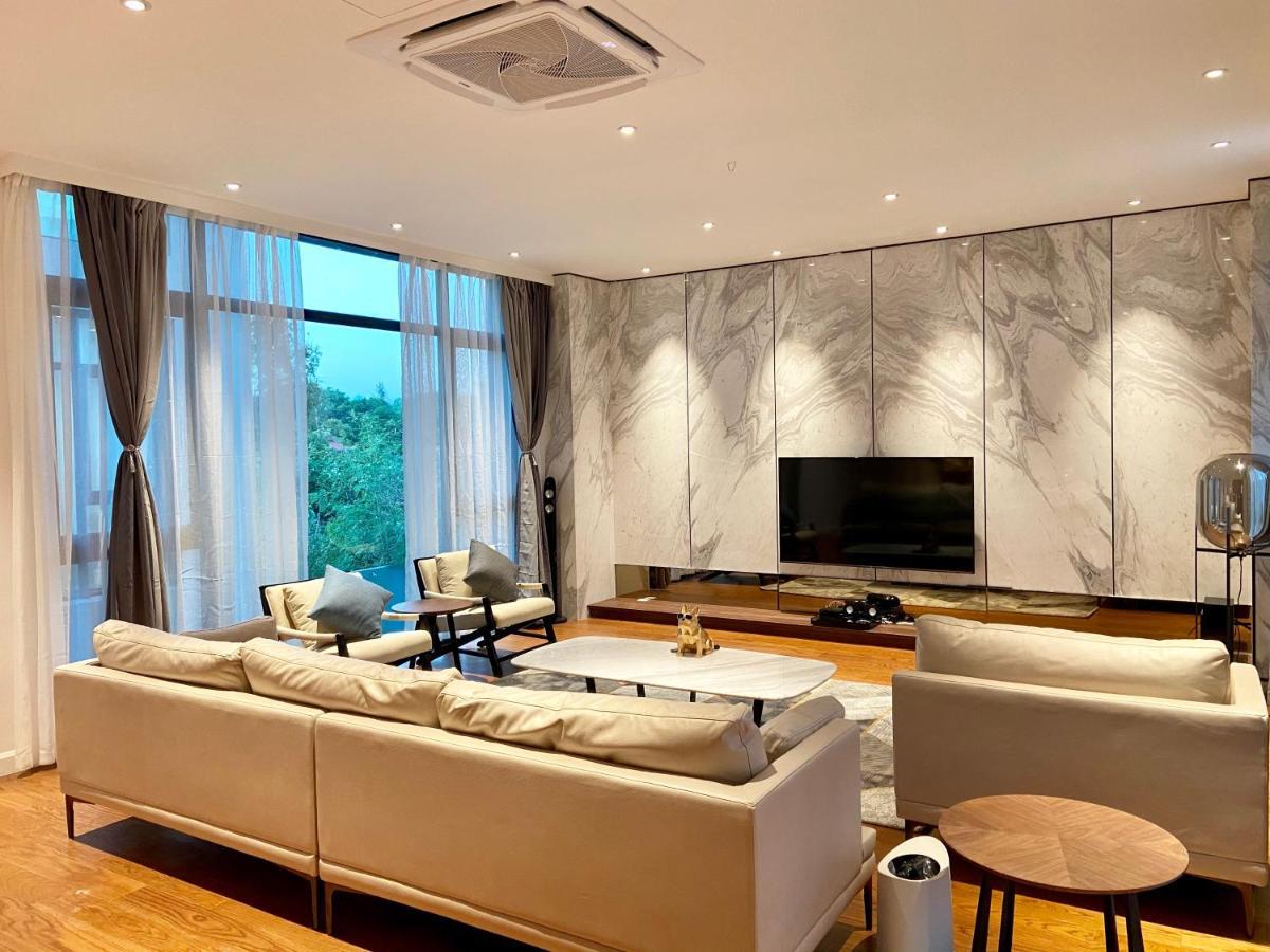 Molly Luxury Private Pool Bungalow茉莉的家豪华私人泳池别墅 Пантай Ченанг Екстериор снимка