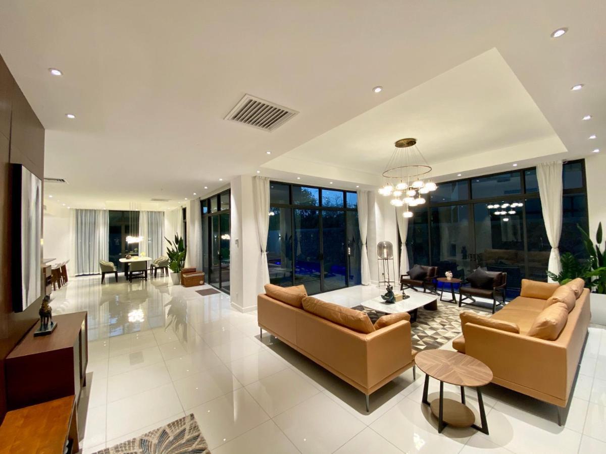 Molly Luxury Private Pool Bungalow茉莉的家豪华私人泳池别墅 Пантай Ченанг Екстериор снимка